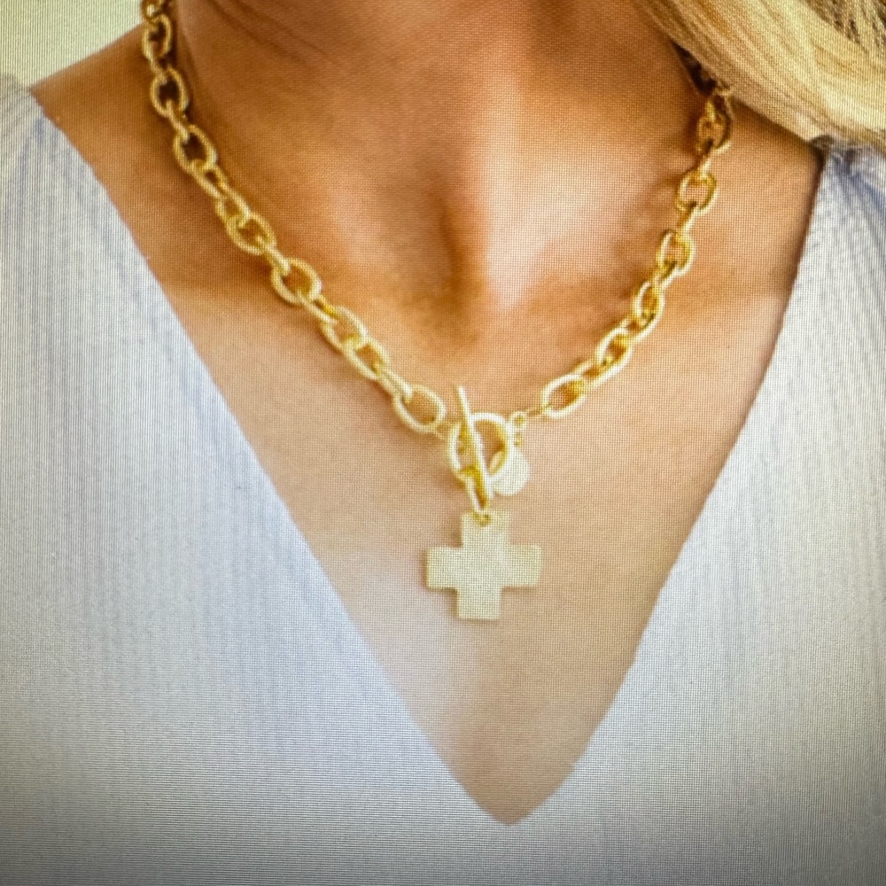 SUSAN SHAW Cross Toggle Necklace for Women